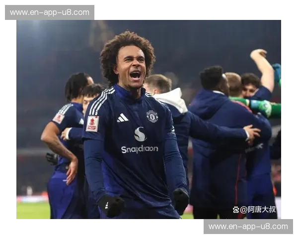 绿茵传奇的重逢：曼联元老对阵巴萨元老，一场穿越时空的足球盛宴